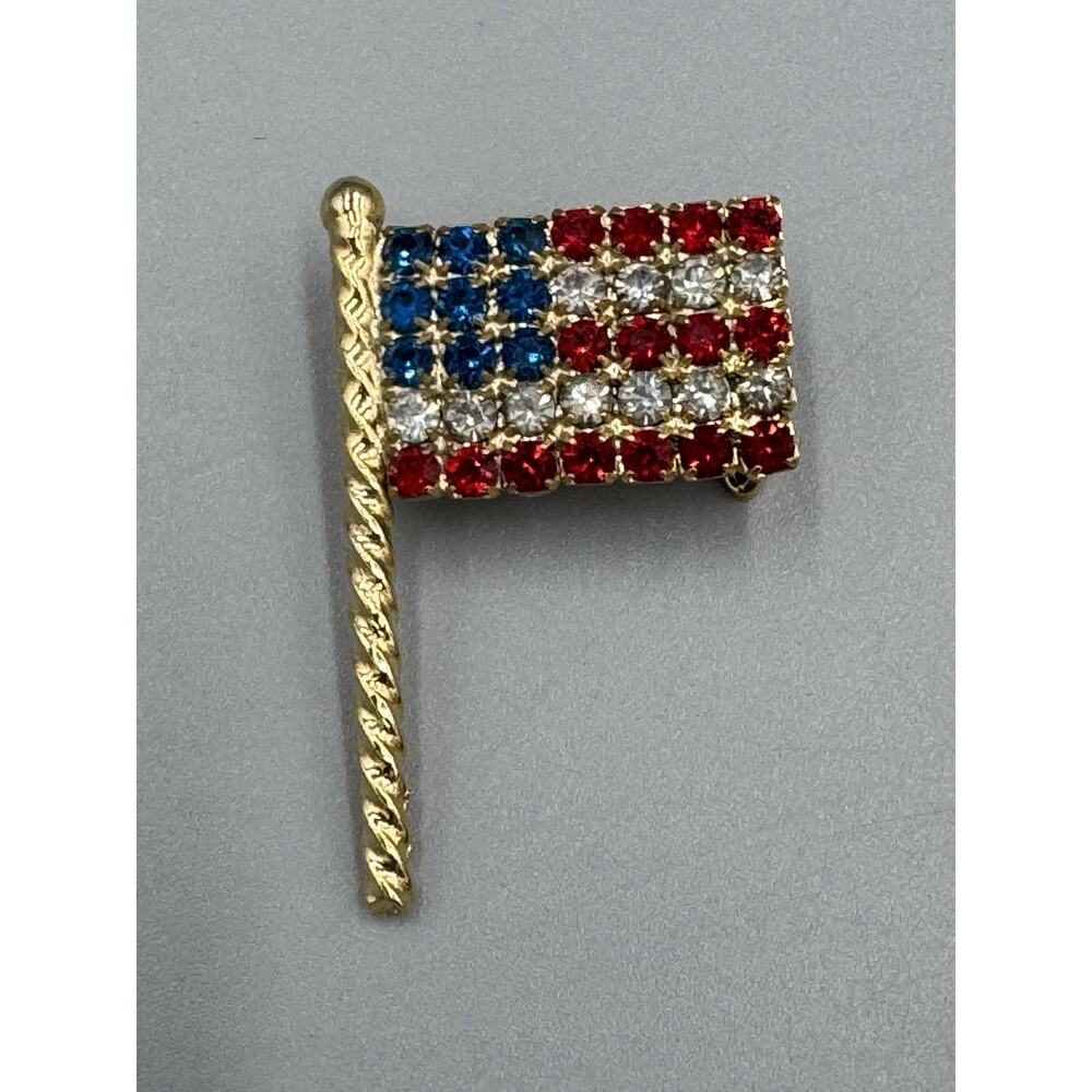 Vintage Gold Colored American Flag Red White Blue Rhinestone Patriotic Lapel Pin